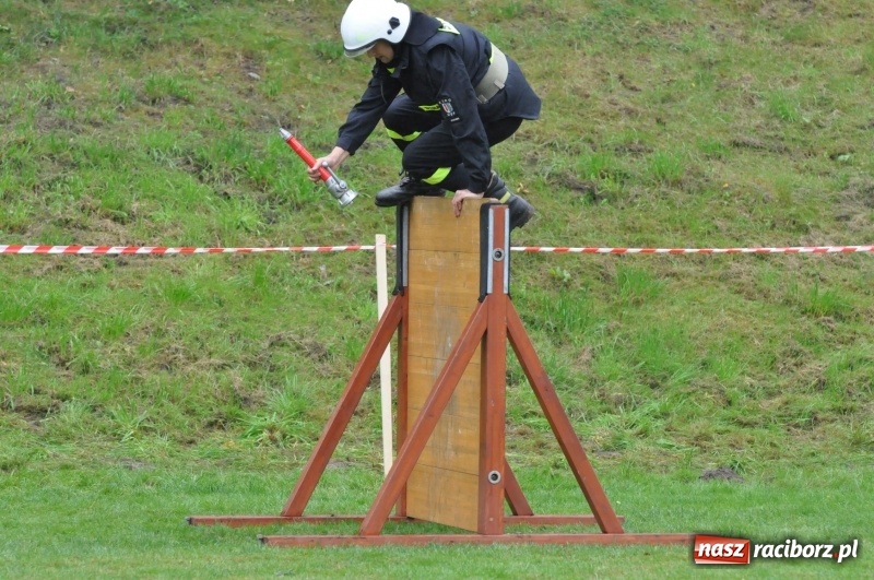 Zdjęcie w galerii na portalu naszraciborz.pl: Strażacka rywalizacja w Gamowie. Raz na dwa lata wyłaniani są mistrzowie powiatu wiadomości z regionu