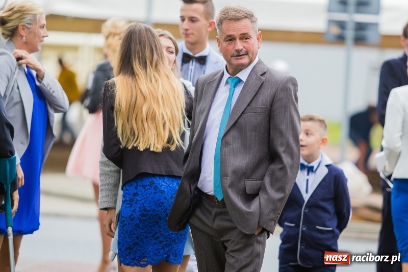 Zdjęcie w galerii na portalu naszraciborz.pl: Justyna Święty i Dawid Ersetic na ślubnym kobiercu. Zobacz, kto przyszedł na uroczystość  wiadomości z regionu