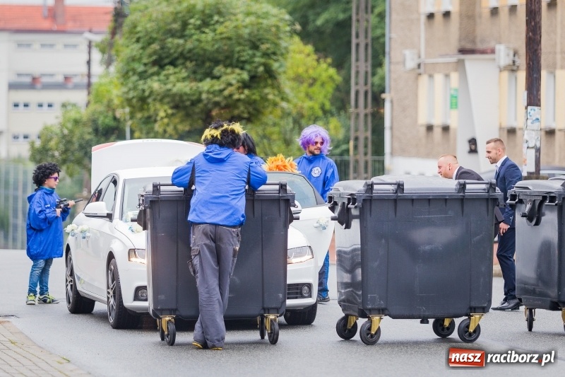 Zdjęcie w galerii na portalu naszraciborz.pl: Justyna Święty i Dawid Ersetic na ślubnym kobiercu. Zobacz, kto przyszedł na uroczystość  wiadomości z regionu