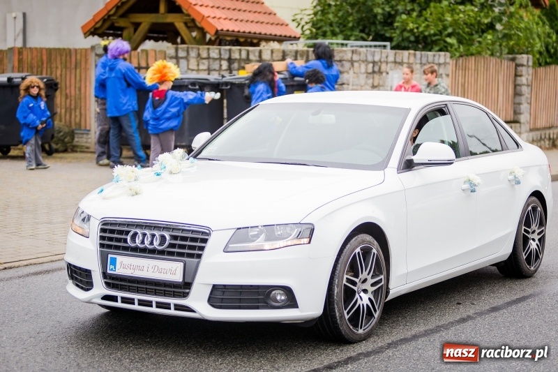 Zdjęcie w galerii na portalu naszraciborz.pl: Justyna Święty i Dawid Ersetic na ślubnym kobiercu. Zobacz, kto przyszedł na uroczystość  wiadomości z regionu