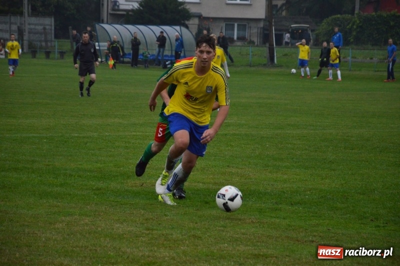 Zdjęcie w galerii na portalu naszraciborz.pl: Kuźniańska Stal lepsza od nieboczowskiej Odry wiadomości z regionu