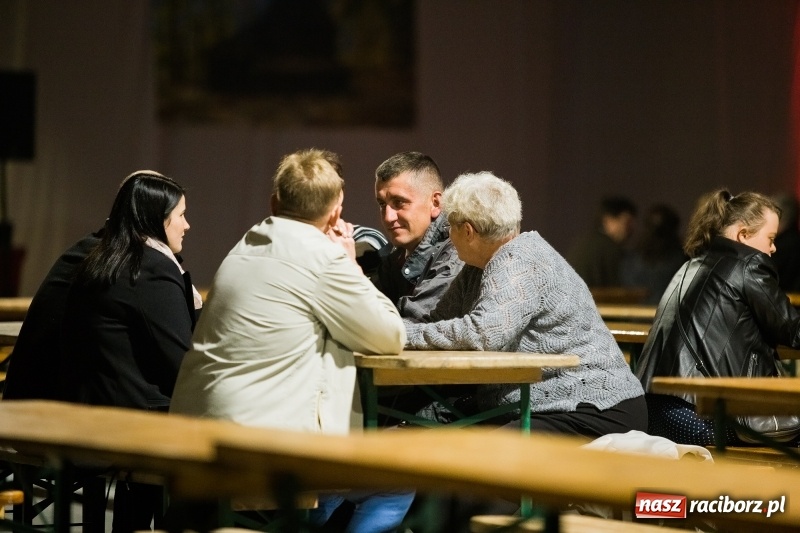 Zdjęcie w galerii na portalu naszraciborz.pl: Polsko-czeska biesiada w Pietrowicach Wielkich wiadomości z regionu