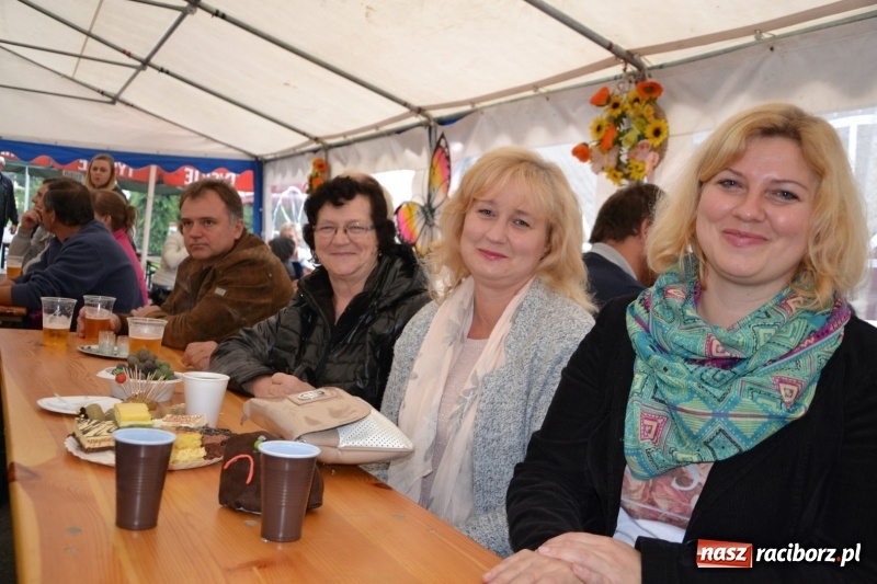 Zdjęcie w galerii na portalu naszraciborz.pl: Kartoffelfest w Bolesławiu na bawarską nutę  wiadomości z regionu