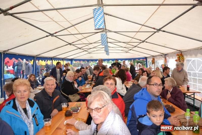 Zdjęcie w galerii na portalu naszraciborz.pl: Kartoffelfest w Bolesławiu na bawarską nutę  wiadomości z regionu