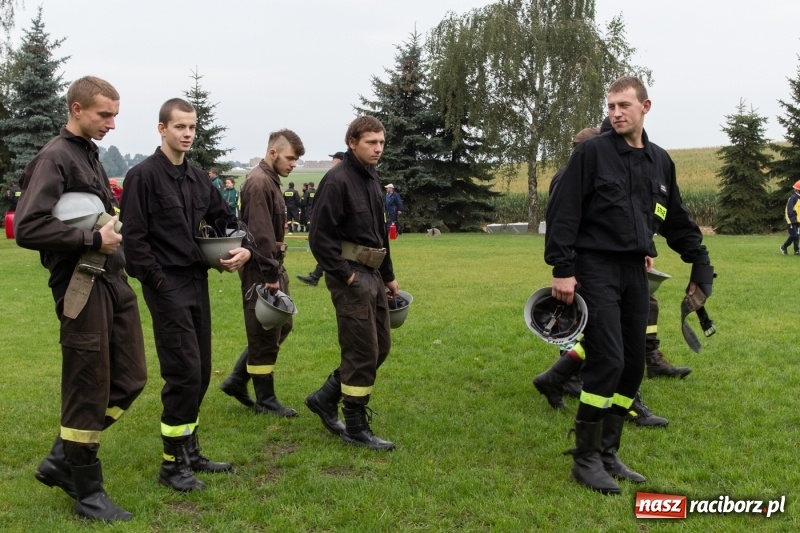 Zdjęcie w galerii na portalu naszraciborz.pl: Samborowice, Roszków, Sławików i Krzyżanowice - znamy już zwycięzców zawodów sportowo-pożarniczych w Gamowie  wiadomości z regionu