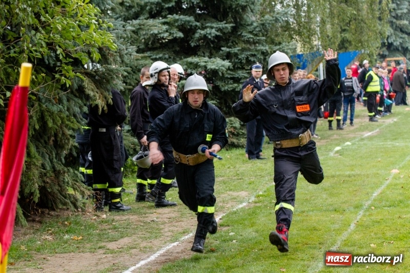Zdjęcie w galerii na portalu naszraciborz.pl: Samborowice, Roszków, Sławików i Krzyżanowice - znamy już zwycięzców zawodów sportowo-pożarniczych w Gamowie  wiadomości z regionu