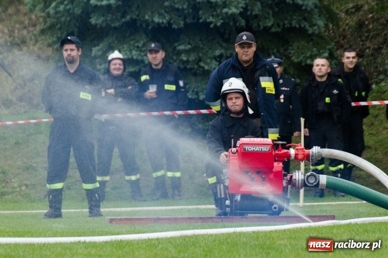 Zdjęcie w galerii na portalu naszraciborz.pl: Samborowice, Roszków, Sławików i Krzyżanowice - znamy już zwycięzców zawodów sportowo-pożarniczych w Gamowie  wiadomości z regionu