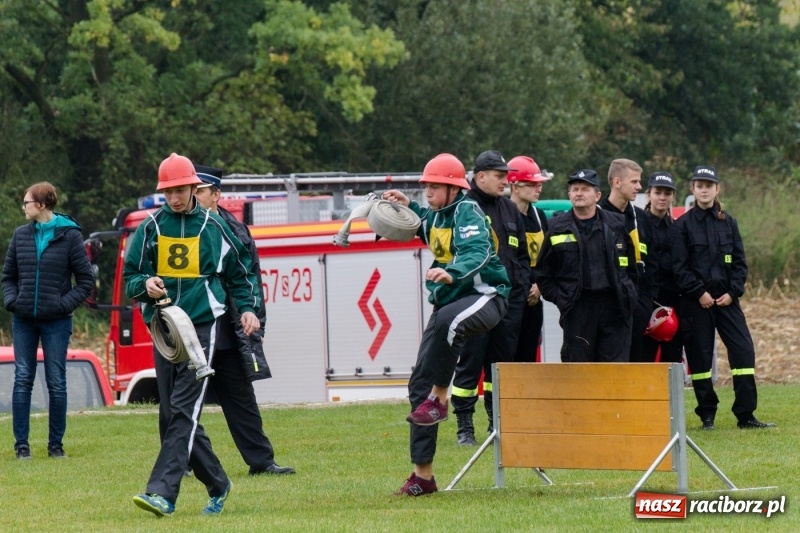 Zdjęcie w galerii na portalu naszraciborz.pl: Samborowice, Roszków, Sławików i Krzyżanowice - znamy już zwycięzców zawodów sportowo-pożarniczych w Gamowie  wiadomości z regionu