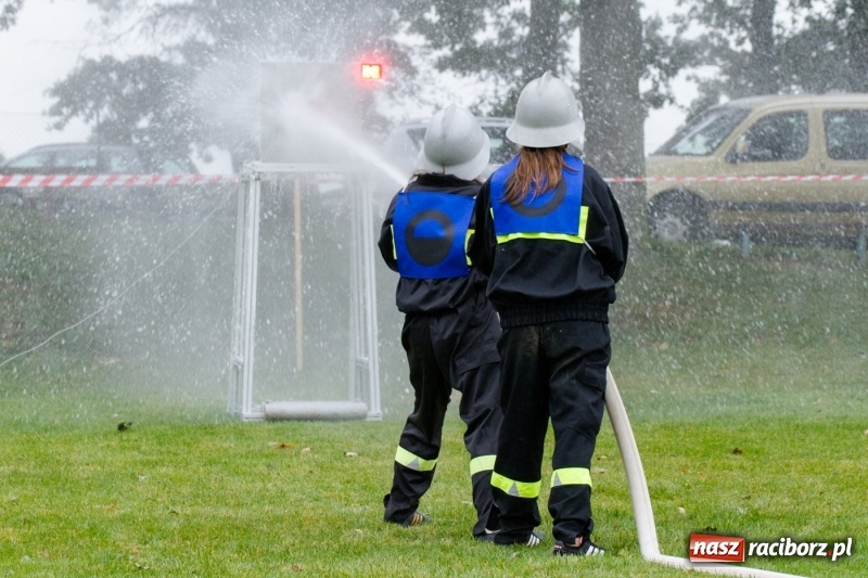 Zdjęcie w galerii na portalu naszraciborz.pl: Samborowice, Roszków, Sławików i Krzyżanowice - znamy już zwycięzców zawodów sportowo-pożarniczych w Gamowie  wiadomości z regionu