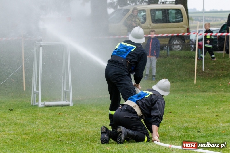 Zdjęcie w galerii na portalu naszraciborz.pl: Samborowice, Roszków, Sławików i Krzyżanowice - znamy już zwycięzców zawodów sportowo-pożarniczych w Gamowie  wiadomości z regionu
