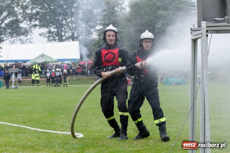 Zdjęcie w galerii na portalu naszraciborz.pl: Samborowice, Roszków, Sławików i Krzyżanowice - znamy już zwycięzców zawodów sportowo-pożarniczych w Gamowie  wiadomości z regionu