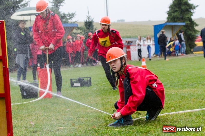 Zdjęcie w galerii na portalu naszraciborz.pl: Samborowice, Roszków, Sławików i Krzyżanowice - znamy już zwycięzców zawodów sportowo-pożarniczych w Gamowie  wiadomości z regionu