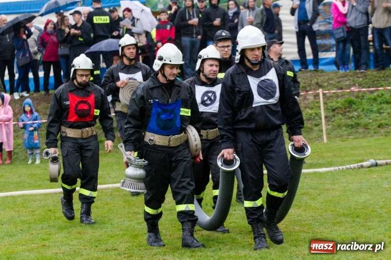 Zdjęcie w galerii na portalu naszraciborz.pl: Samborowice, Roszków, Sławików i Krzyżanowice - znamy już zwycięzców zawodów sportowo-pożarniczych w Gamowie  wiadomości z regionu