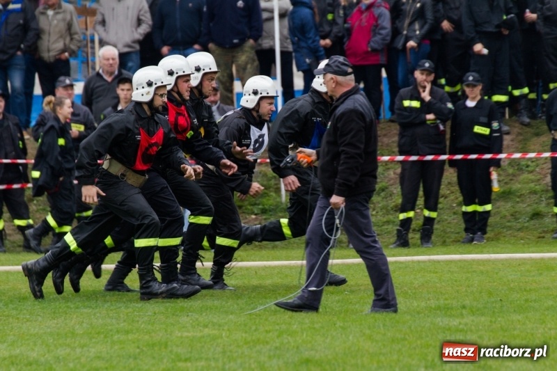 Zdjęcie w galerii na portalu naszraciborz.pl: Samborowice, Roszków, Sławików i Krzyżanowice - znamy już zwycięzców zawodów sportowo-pożarniczych w Gamowie  wiadomości z regionu