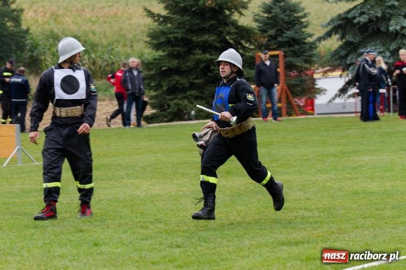 Zdjęcie w galerii na portalu naszraciborz.pl: Samborowice, Roszków, Sławików i Krzyżanowice - znamy już zwycięzców zawodów sportowo-pożarniczych w Gamowie  wiadomości z regionu