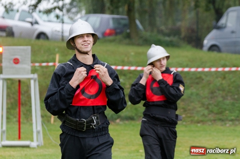 Zdjęcie w galerii na portalu naszraciborz.pl: Samborowice, Roszków, Sławików i Krzyżanowice - znamy już zwycięzców zawodów sportowo-pożarniczych w Gamowie  wiadomości z regionu