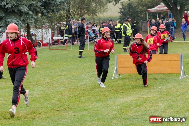 Zdjęcie w galerii na portalu naszraciborz.pl: Samborowice, Roszków, Sławików i Krzyżanowice - znamy już zwycięzców zawodów sportowo-pożarniczych w Gamowie  wiadomości z regionu