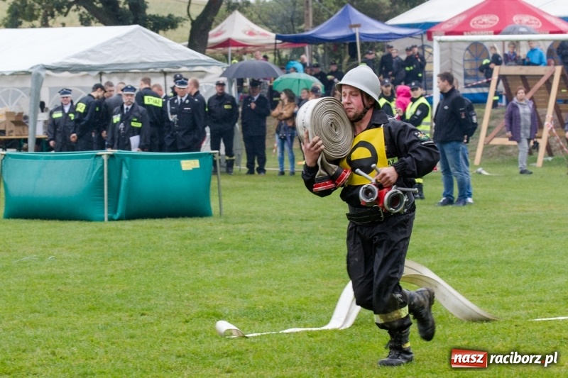 Zdjęcie w galerii na portalu naszraciborz.pl: Samborowice, Roszków, Sławików i Krzyżanowice - znamy już zwycięzców zawodów sportowo-pożarniczych w Gamowie  wiadomości z regionu