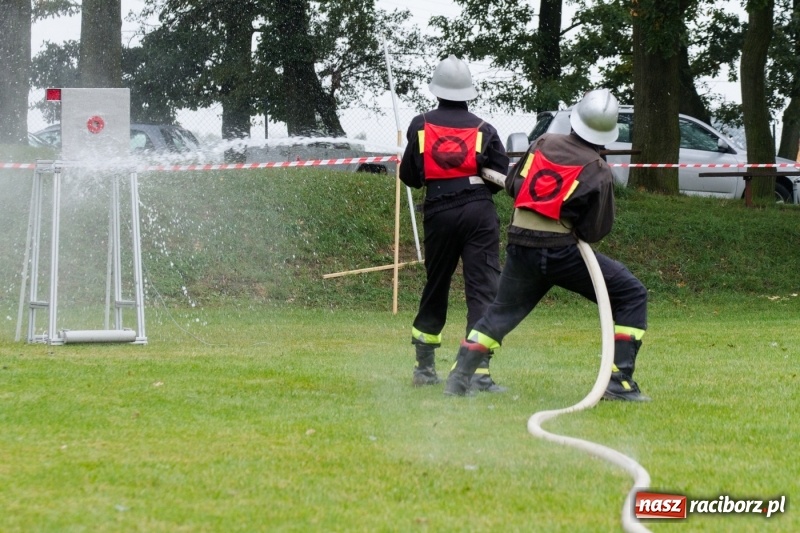 Zdjęcie w galerii na portalu naszraciborz.pl: Samborowice, Roszków, Sławików i Krzyżanowice - znamy już zwycięzców zawodów sportowo-pożarniczych w Gamowie  wiadomości z regionu