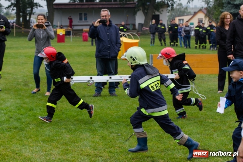 Zdjęcie w galerii na portalu naszraciborz.pl: Samborowice, Roszków, Sławików i Krzyżanowice - znamy już zwycięzców zawodów sportowo-pożarniczych w Gamowie  wiadomości z regionu