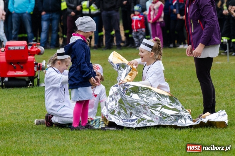 Zdjęcie w galerii na portalu naszraciborz.pl: Samborowice, Roszków, Sławików i Krzyżanowice - znamy już zwycięzców zawodów sportowo-pożarniczych w Gamowie  wiadomości z regionu