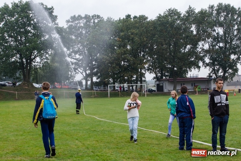 Zdjęcie w galerii na portalu naszraciborz.pl: Samborowice, Roszków, Sławików i Krzyżanowice - znamy już zwycięzców zawodów sportowo-pożarniczych w Gamowie  wiadomości z regionu
