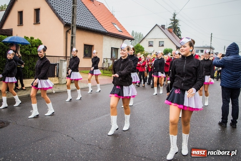 Zdjęcie w galerii na portalu naszraciborz.pl: Dożynki miejskie Raciborza. 800 kilogramów dyni na 800 lat Raciborza wiadomości z regionu