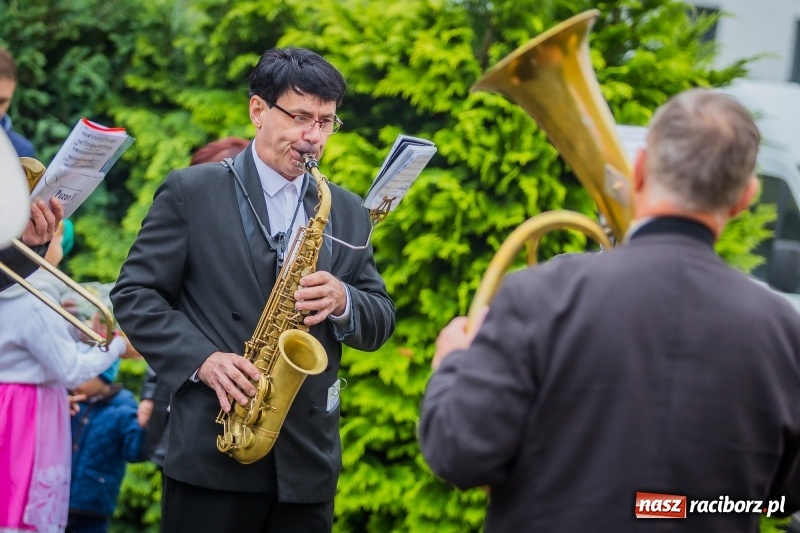 Zdjęcie w galerii na portalu naszraciborz.pl: Dożynki w Łubowicach - bez maszyn, ale z orkiestrą i na kolorowo   wiadomości z regionu