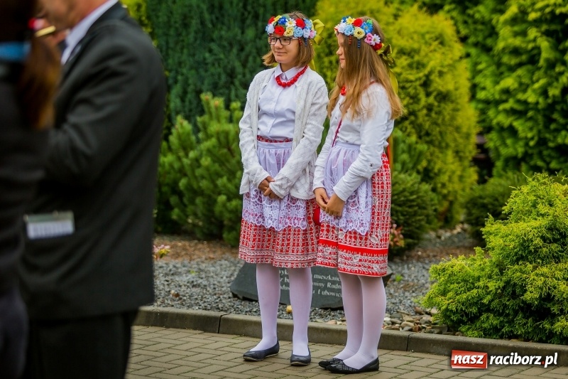Zdjęcie w galerii na portalu naszraciborz.pl: Dożynki w Łubowicach - bez maszyn, ale z orkiestrą i na kolorowo   wiadomości z regionu