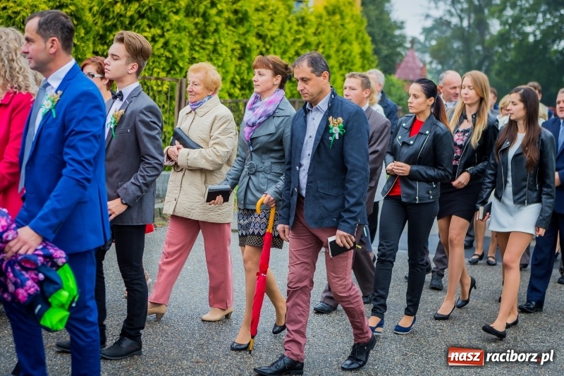 Zdjęcie w galerii na portalu naszraciborz.pl: Dożynki w Łubowicach - bez maszyn, ale z orkiestrą i na kolorowo   wiadomości z regionu