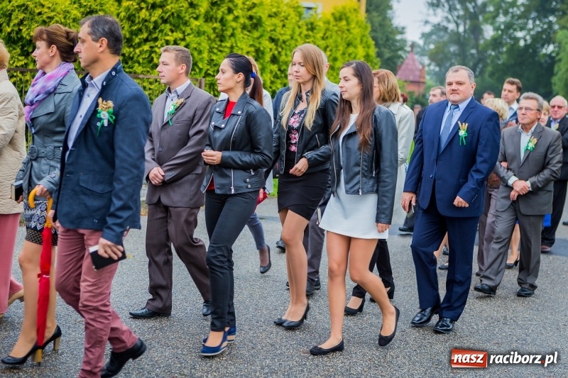 Zdjęcie w galerii na portalu naszraciborz.pl: Dożynki w Łubowicach - bez maszyn, ale z orkiestrą i na kolorowo   wiadomości z regionu