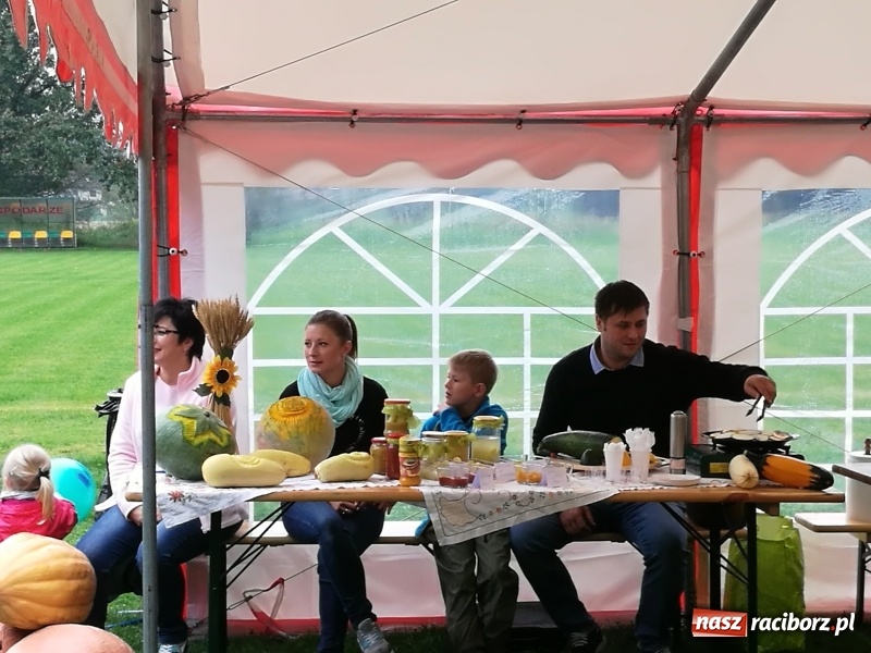 Zdjęcie w galerii na portalu naszraciborz.pl: Festiwal bani w Rudzie Kozielskiej, czyli co dobrego można przygotować z dyni wiadomości z regionu