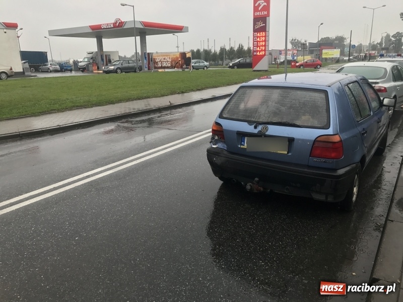 Zdjęcie w galerii na portalu naszraciborz.pl: Scenariusz zawsze ten sam. Chwila nieuwagi a potem korki  wiadomości z regionu