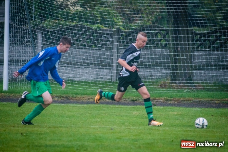 Zdjęcie w galerii na portalu naszraciborz.pl: Juniorzy Tworkowa zdemolowali rówieśników z Pawłowa wiadomości z regionu