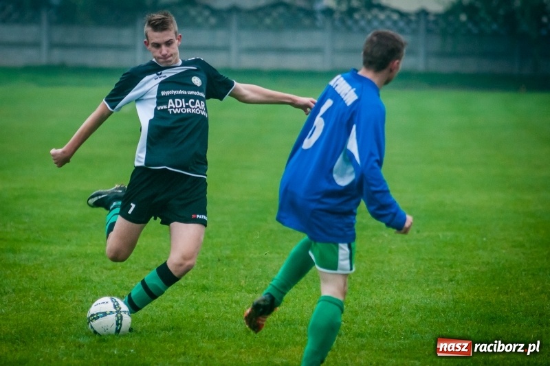Zdjęcie w galerii na portalu naszraciborz.pl: Juniorzy Tworkowa zdemolowali rówieśników z Pawłowa wiadomości z regionu