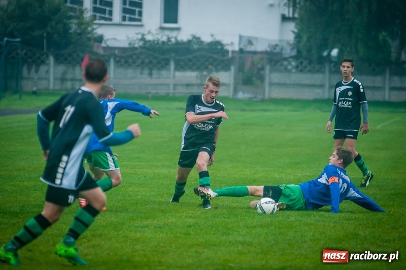 Zdjęcie w galerii na portalu naszraciborz.pl: Juniorzy Tworkowa zdemolowali rówieśników z Pawłowa wiadomości z regionu