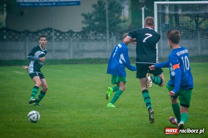 Zdjęcie w galerii na portalu naszraciborz.pl: Juniorzy Tworkowa zdemolowali rówieśników z Pawłowa wiadomości z regionu
