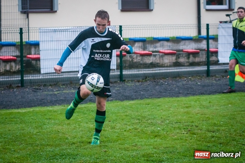 Zdjęcie w galerii na portalu naszraciborz.pl: Juniorzy Tworkowa zdemolowali rówieśników z Pawłowa wiadomości z regionu