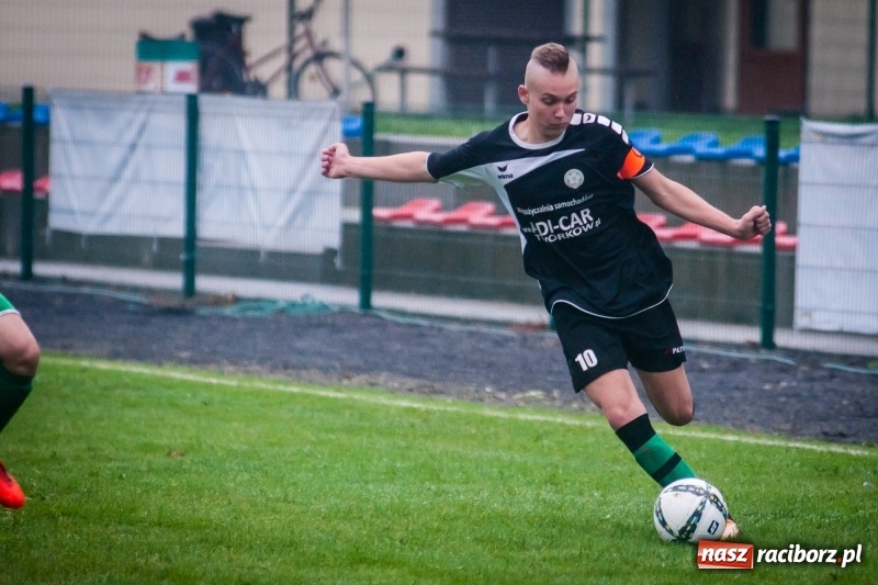 Zdjęcie w galerii na portalu naszraciborz.pl: Juniorzy Tworkowa zdemolowali rówieśników z Pawłowa wiadomości z regionu