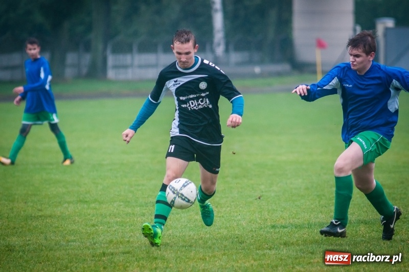 Zdjęcie w galerii na portalu naszraciborz.pl: Juniorzy Tworkowa zdemolowali rówieśników z Pawłowa wiadomości z regionu
