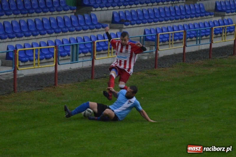 Zdjęcie w galerii na portalu naszraciborz.pl: Horror w Rogowie. Górki Śląskie nadal niepokonane! wiadomości z regionu