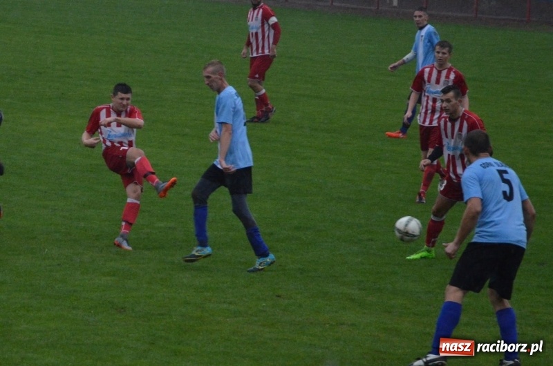 Zdjęcie w galerii na portalu naszraciborz.pl: Horror w Rogowie. Górki Śląskie nadal niepokonane! wiadomości z regionu