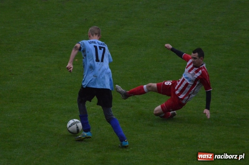 Zdjęcie w galerii na portalu naszraciborz.pl: Horror w Rogowie. Górki Śląskie nadal niepokonane! wiadomości z regionu