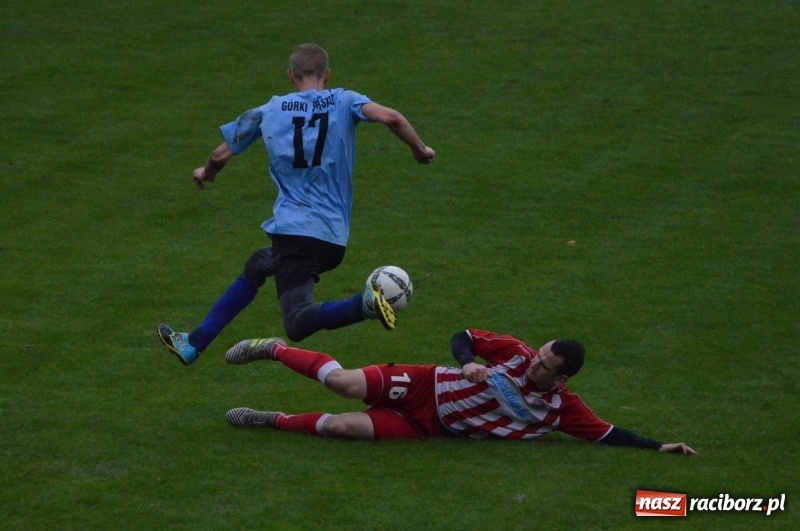 Zdjęcie w galerii na portalu naszraciborz.pl: Horror w Rogowie. Górki Śląskie nadal niepokonane! wiadomości z regionu