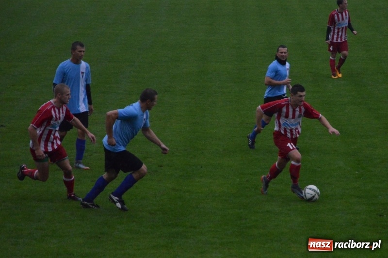 Zdjęcie w galerii na portalu naszraciborz.pl: Horror w Rogowie. Górki Śląskie nadal niepokonane! wiadomości z regionu