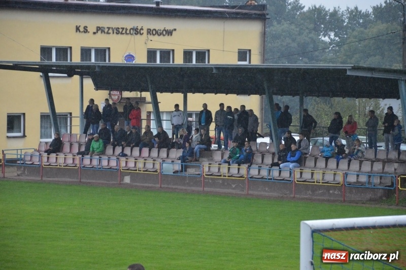 Zdjęcie w galerii na portalu naszraciborz.pl: Horror w Rogowie. Górki Śląskie nadal niepokonane! wiadomości z regionu
