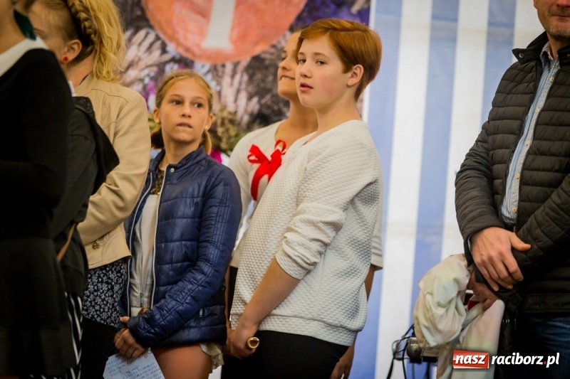 Zdjęcie w galerii na portalu naszraciborz.pl: Występy artystyczne na dożynkach miejskich  wiadomości z regionu