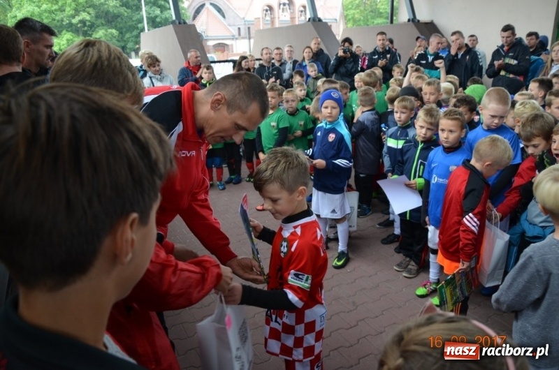Zdjęcie w galerii na portalu naszraciborz.pl: Żaki Młodsze Tworkowa wygrały Ligę Europy w czasie turnieju Tychy Cup 2017 wiadomości z regionu