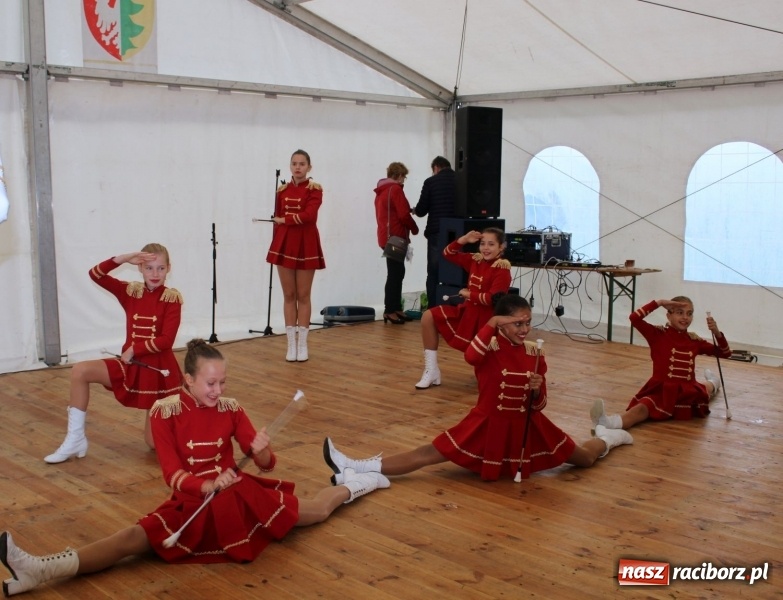 Zdjęcie w galerii na portalu naszraciborz.pl: Z sercem na dłoni. Kobiety Aktywne z Nędzy integrują mieszkańców wiadomości z regionu