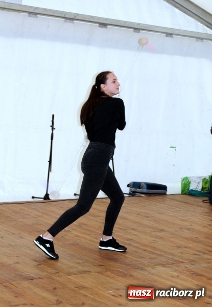 Zdjęcie w galerii na portalu naszraciborz.pl: Z sercem na dłoni. Kobiety Aktywne z Nędzy integrują mieszkańców wiadomości z regionu